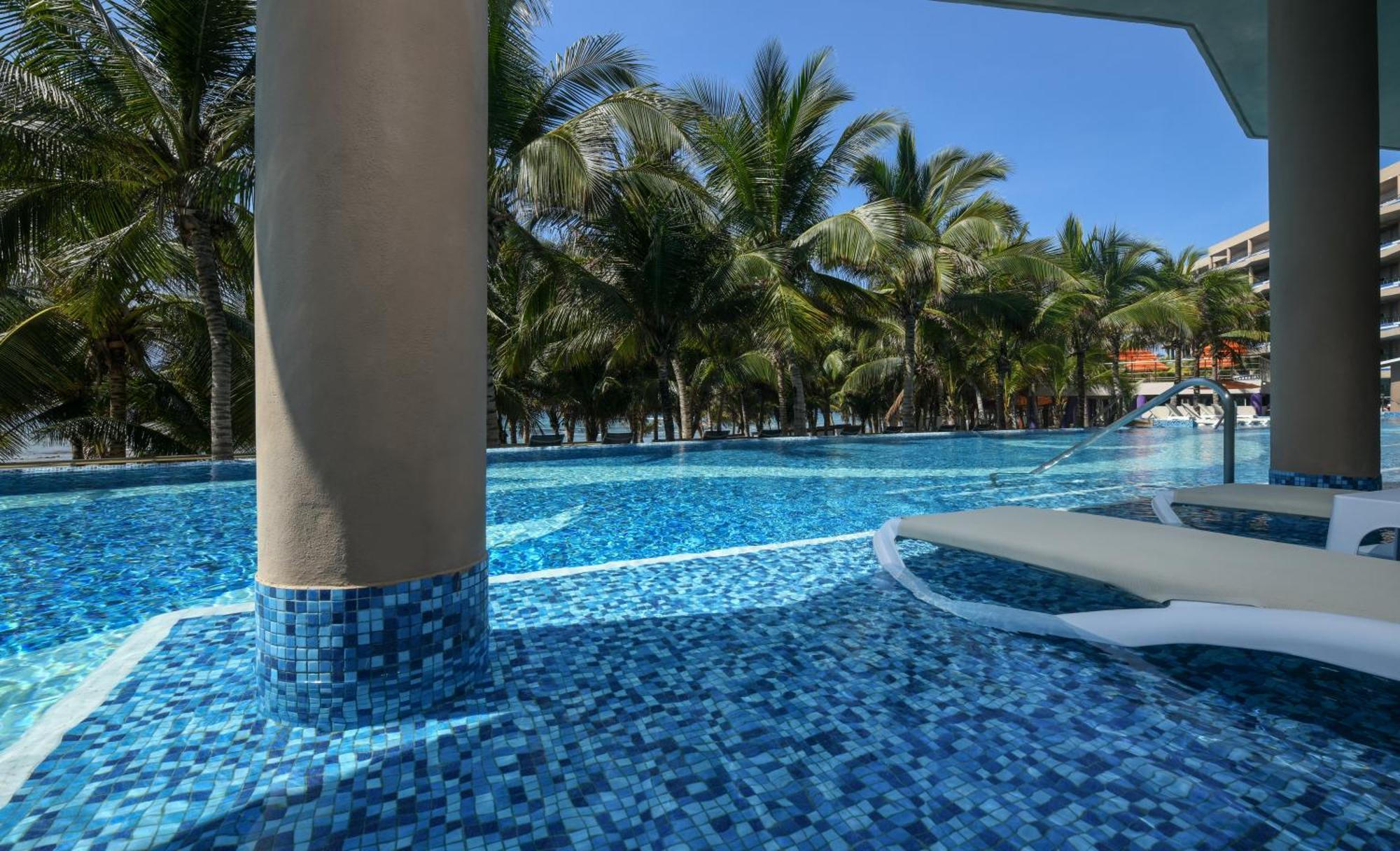El Dorado Seaside Suites Catamaran, Cenote & More Inclusive (Adults Only) Xpu Ha Exterior foto